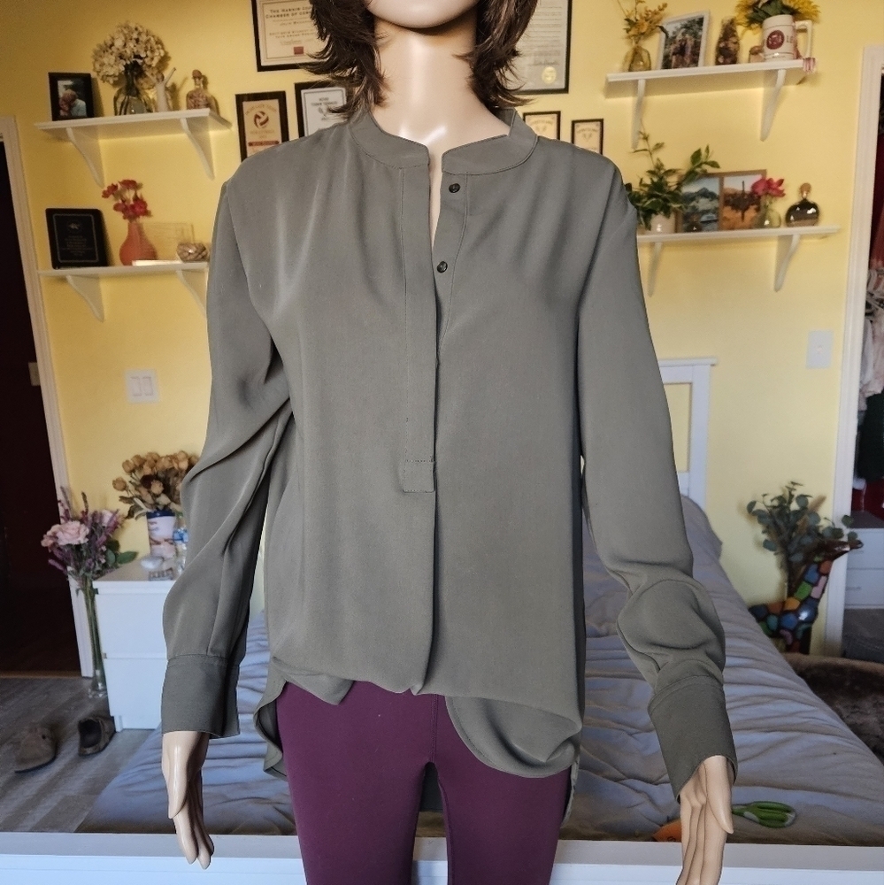 Elie Tahari No Collar Tunic Blouse - Picture 3 of 13
